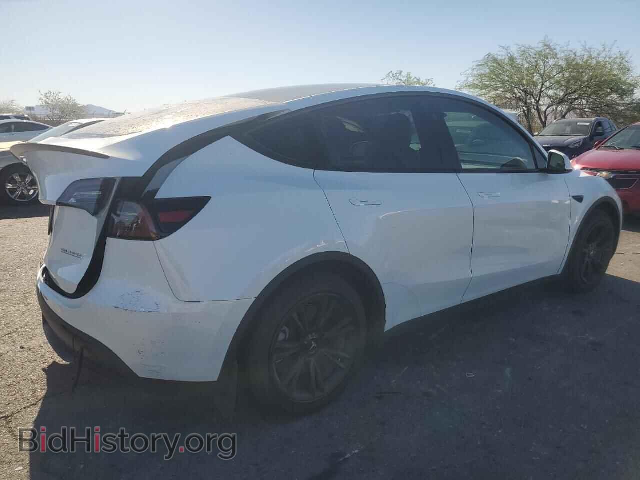 2024 TESLA MODEL Y - VIN: 7SAYGDED0RF121887 - Фото 3