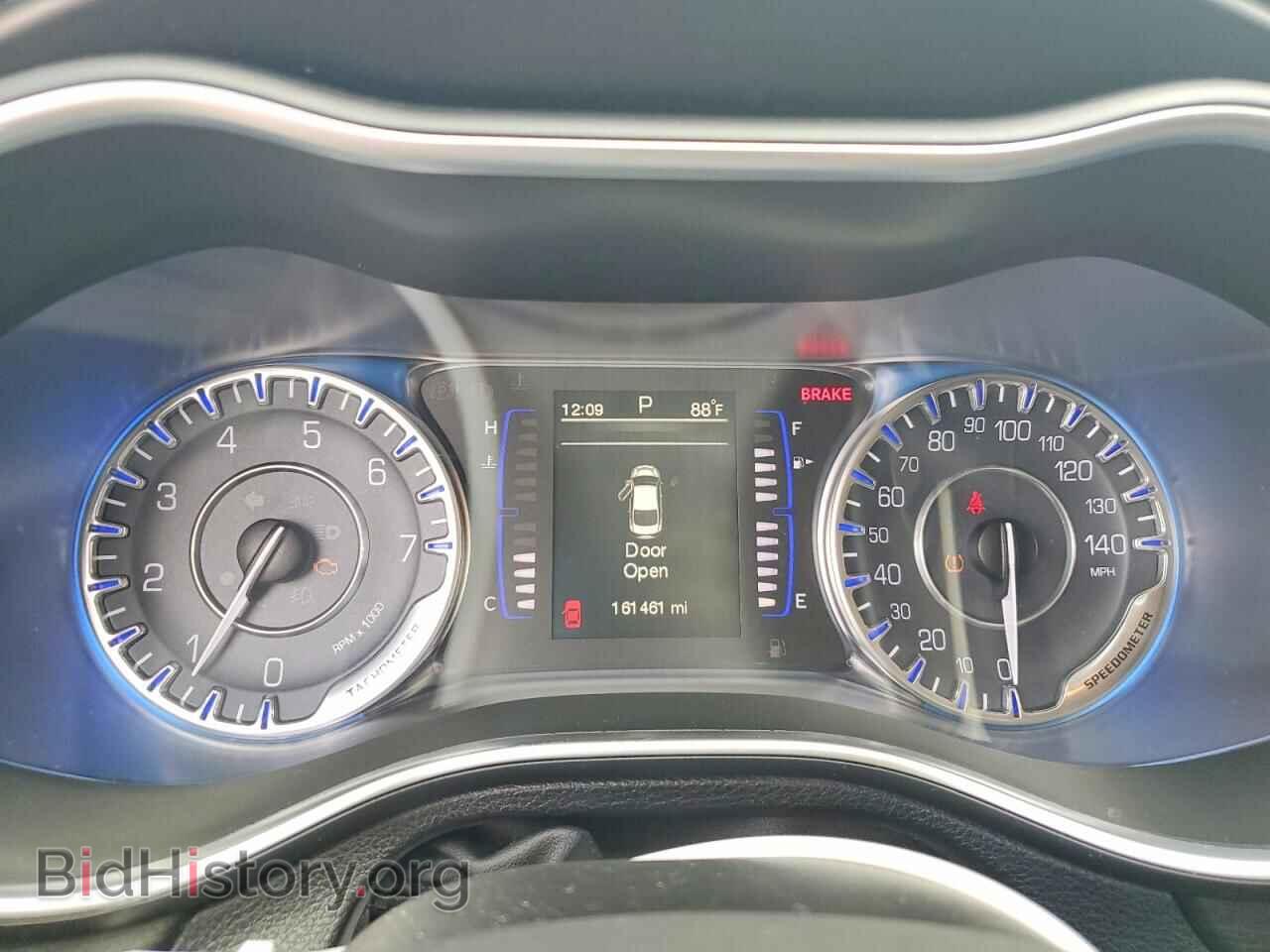 2015 CHRYSLER 200 - VIN: 1C3CCCABXFN564342 - Фото 9