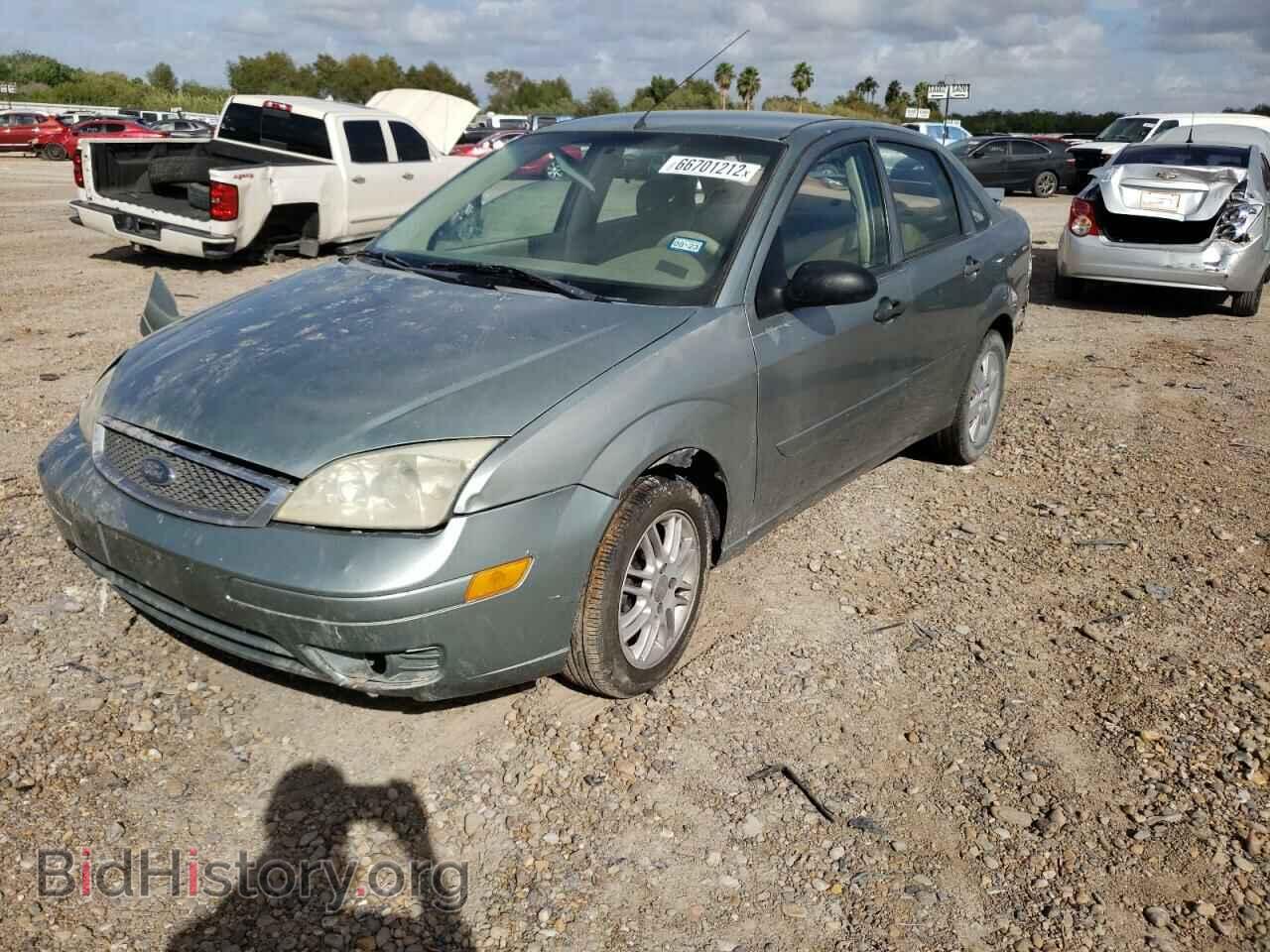 2006 FORD FOCUS - VIN: 1FAFP34N76W242308 - Фото 2