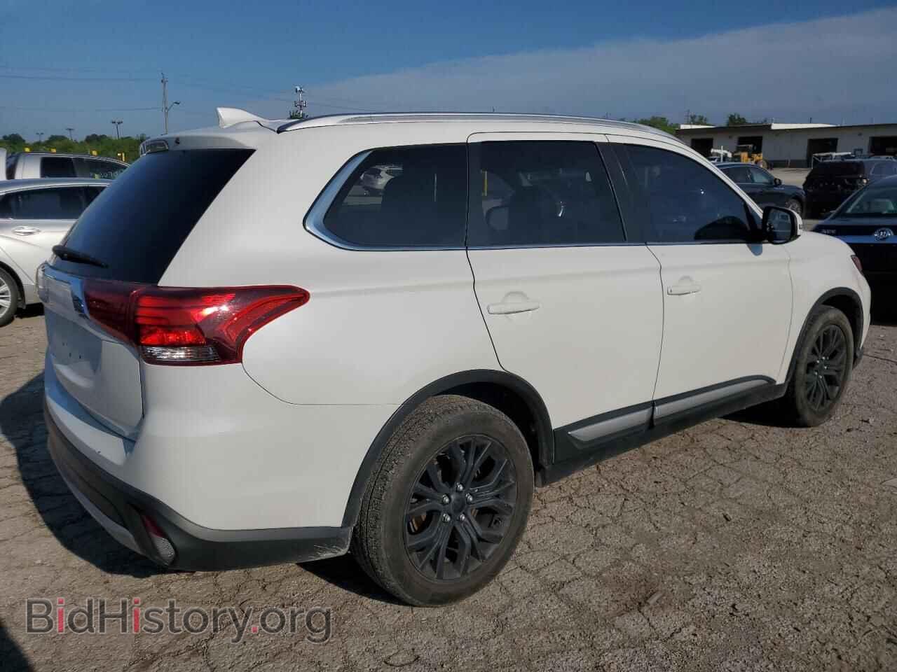 2018 MITSUBISHI OUTLANDER - VIN: JA4AD3A38JZ001214 - Фото 3