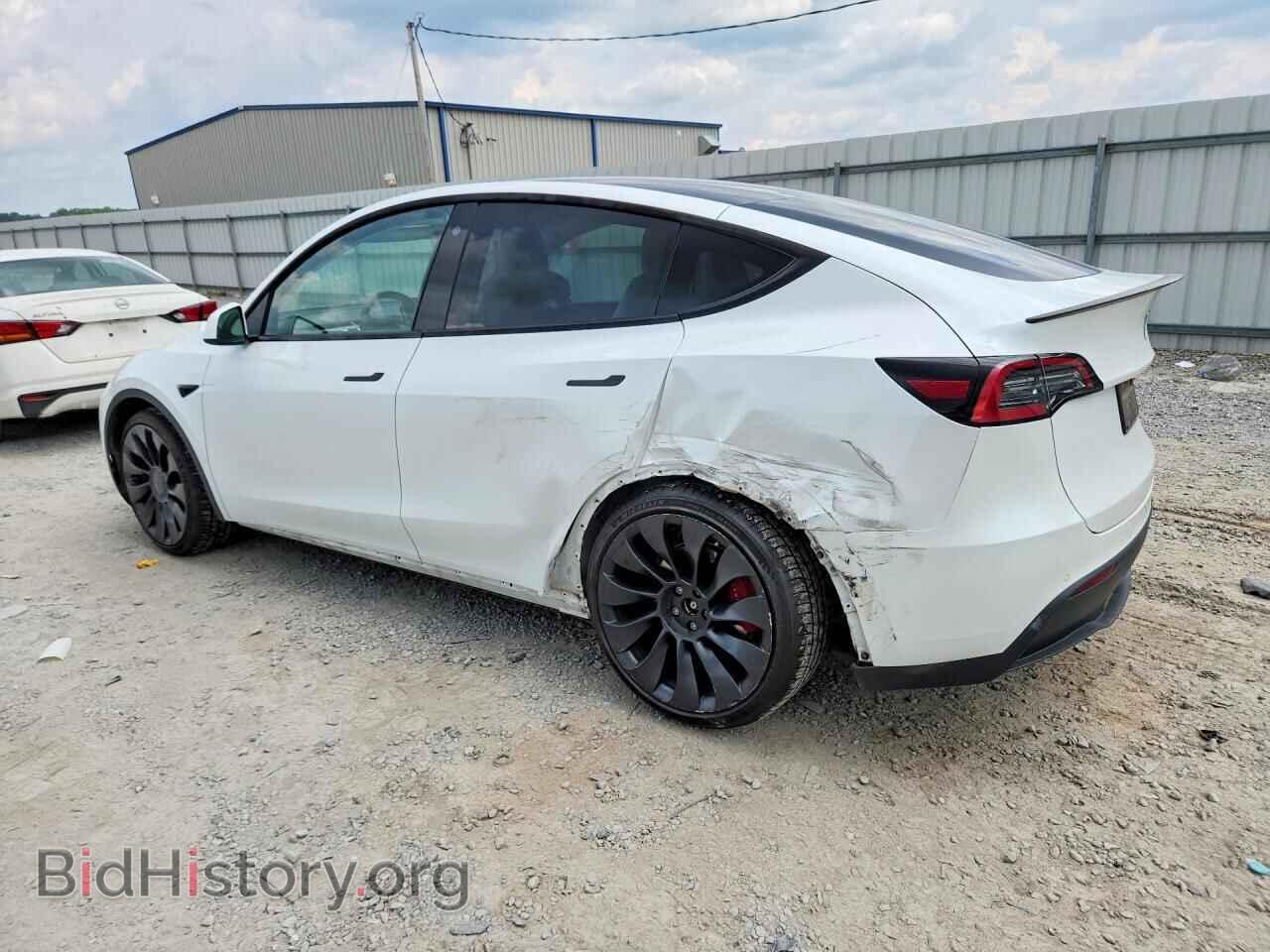 2022 TESLA MODEL Y - VIN: 7SAYGDEF7NF516404 - Photo 2