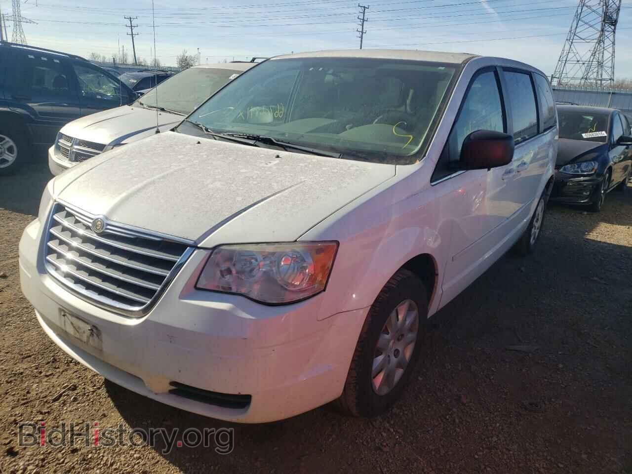 2009 CHRYSLER MINIVAN - VIN: 2A8HR44E69R551910 - Photo 2