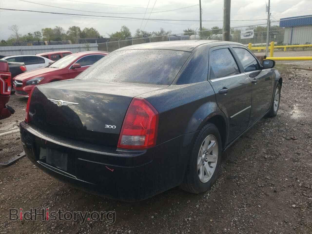 2007 CHRYSLER 300 - VIN: 2C3LA43RX7H884518 - Фото 4