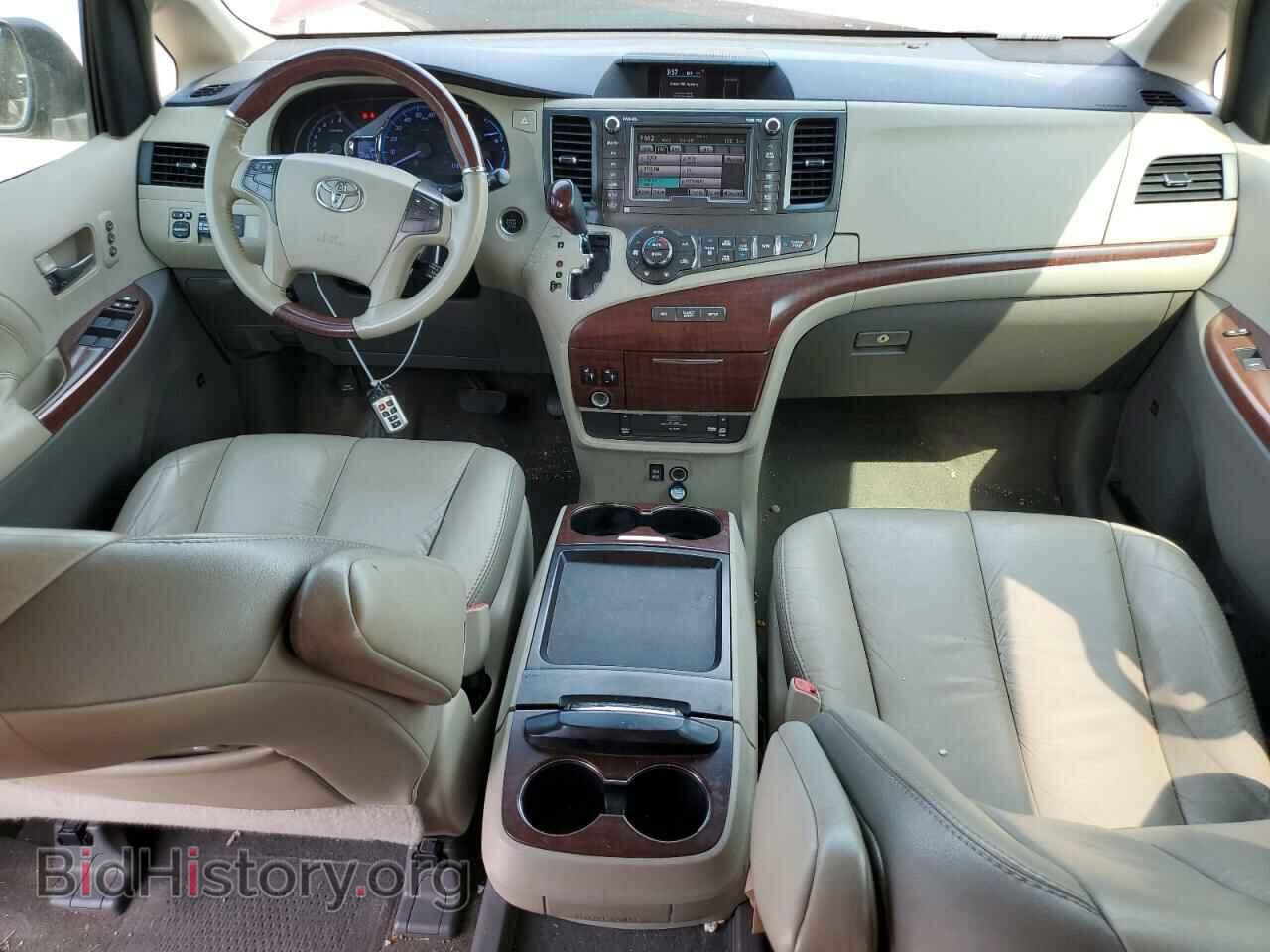 2011 TOYOTA All Models - VIN: 5TDYK3DCXBS144450 - Фото 8