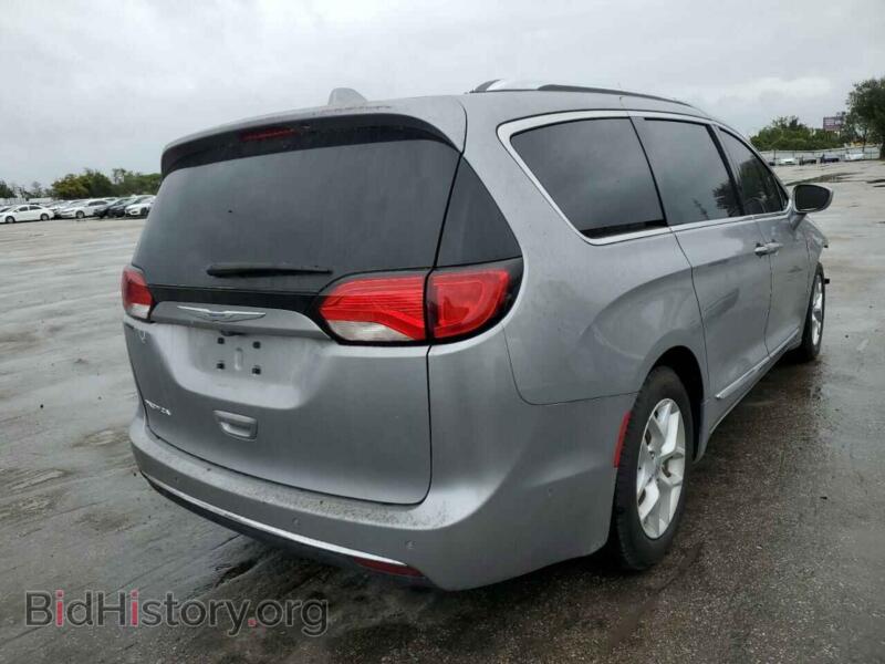 2018 Chrysler PACIFICA (VIN 2C4RC1EG4JR112656) — фото 4 из 10