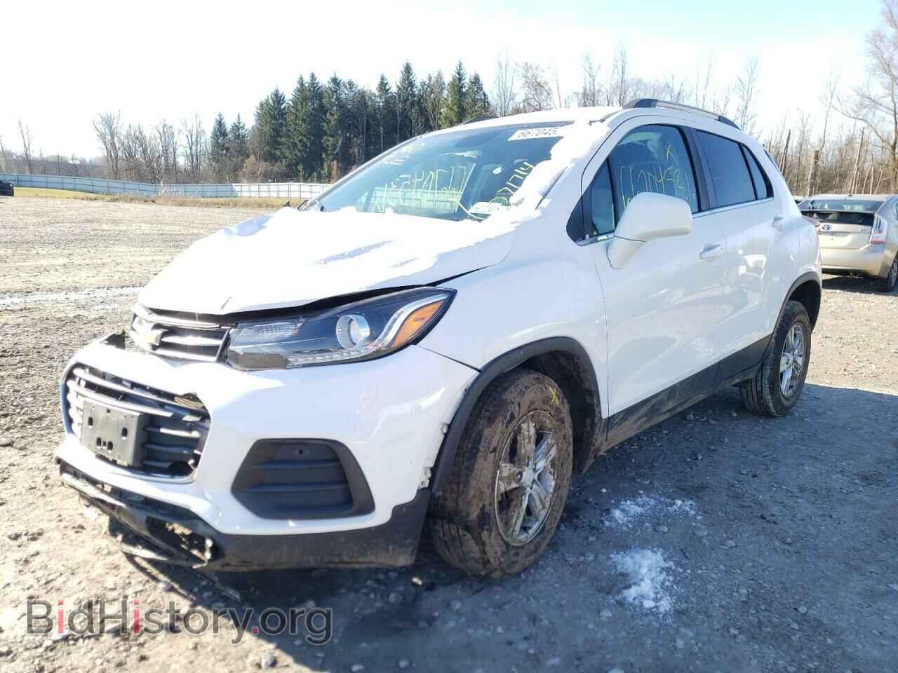2019 CHEVROLET TRAX - VIN: 3GNCJPSB2KL221601 - Фото 2