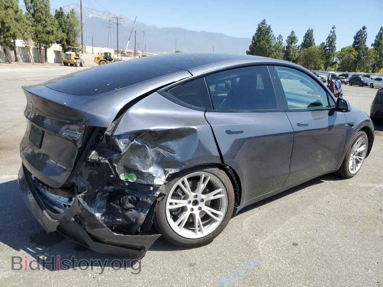 2023 TESLA MODEL Y - VIN: 7SAYGDEE4PF856703 - Photo 3