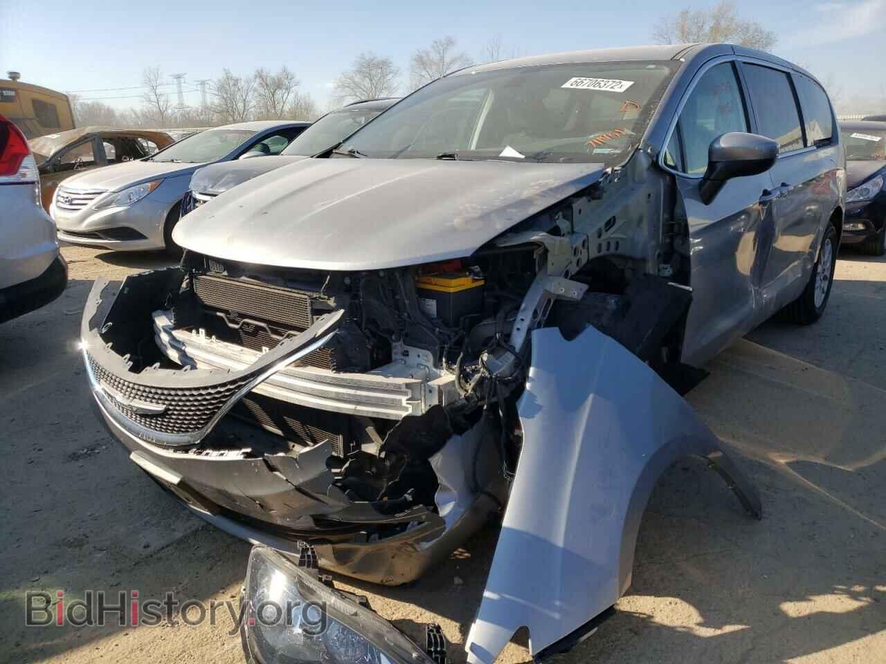2017 CHRYSLER PACIFICA - VIN: 2C4RC1DG5HR711951 - Photo 2