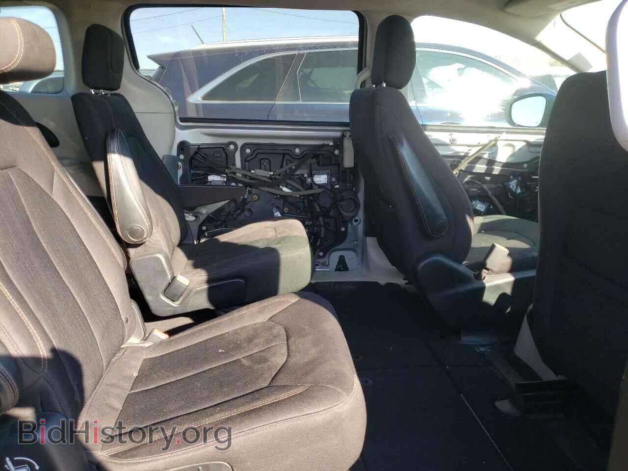 2017 CHRYSLER PACIFICA - VIN: 2C4RC1DG5HR711951 - Photo 6