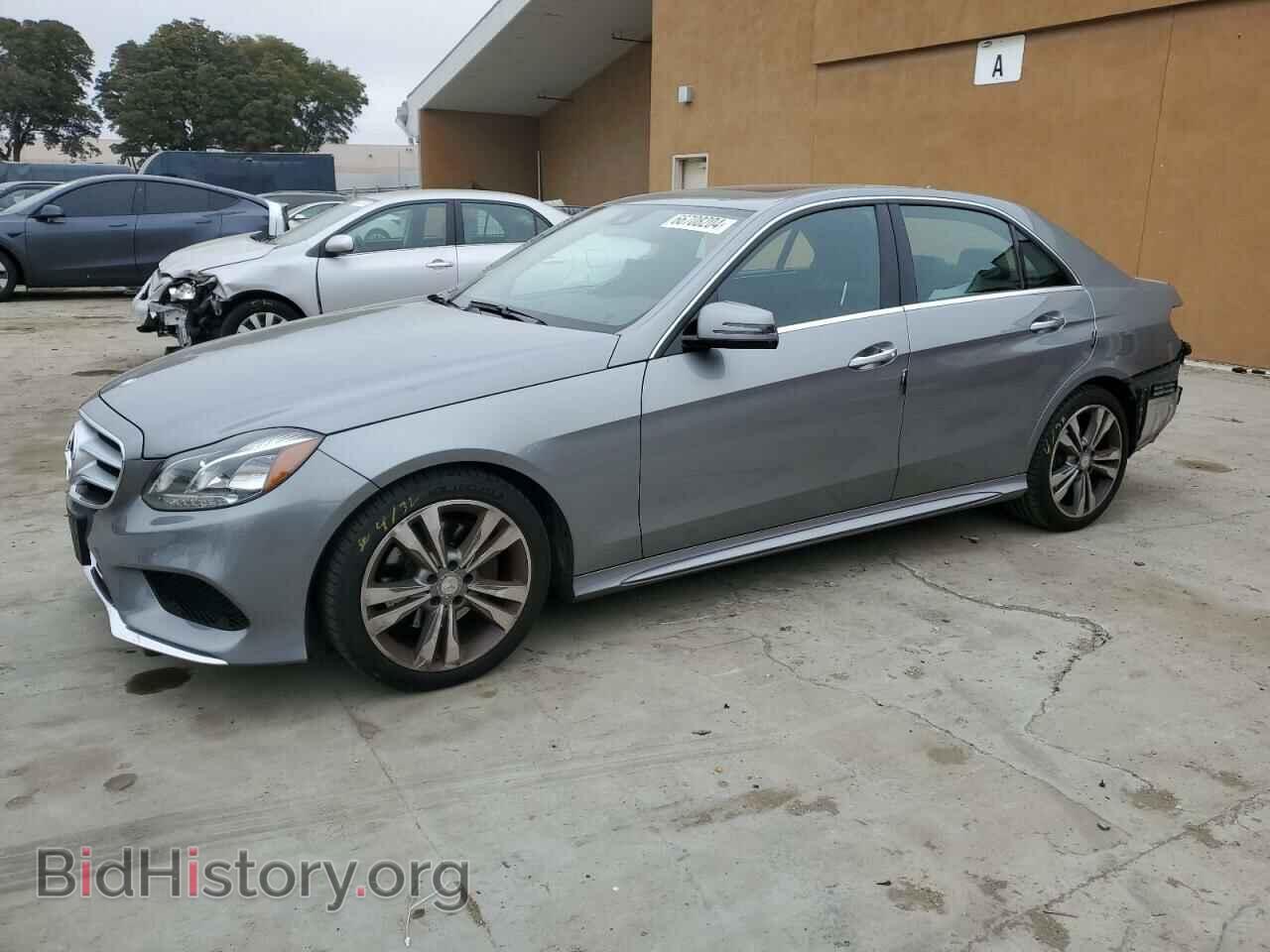 Photo WDDHF5KB3EB020094 - MERCEDES-BENZ E-CLASS 2014