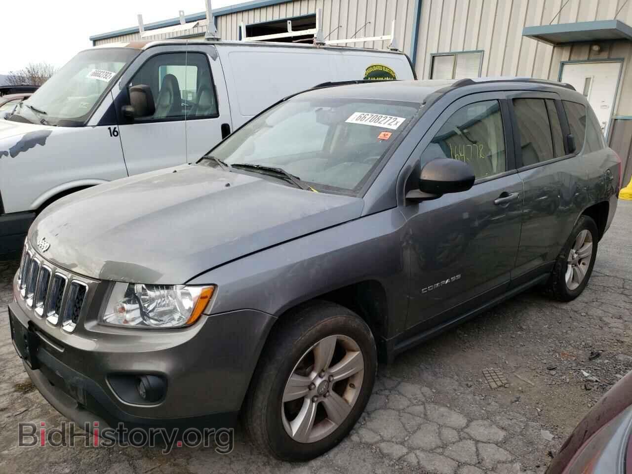 2012 JEEP COMPASS - VIN: 1C4NJDEB1CD612922 - Фото 2