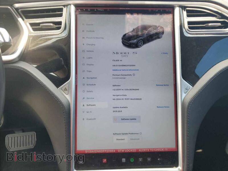 2013 Tesla MODEL S (VIN 5YJSA1DN6DFP20864) — фото 9 из 12