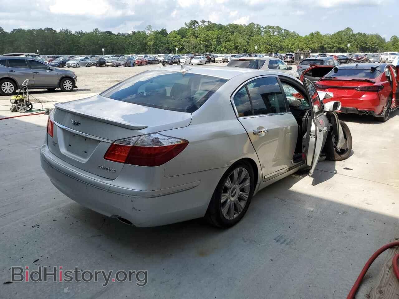 2009 HYUNDAI GENESIS - VIN: KMHGC46E79U039329 - Фото 3