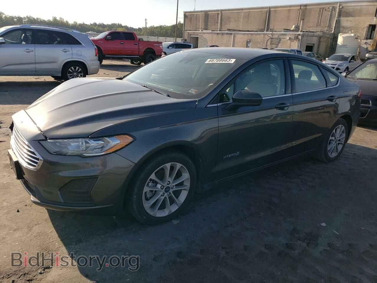 Фотография 3FA6P0LU0KR158268 - FORD FUSION 2019