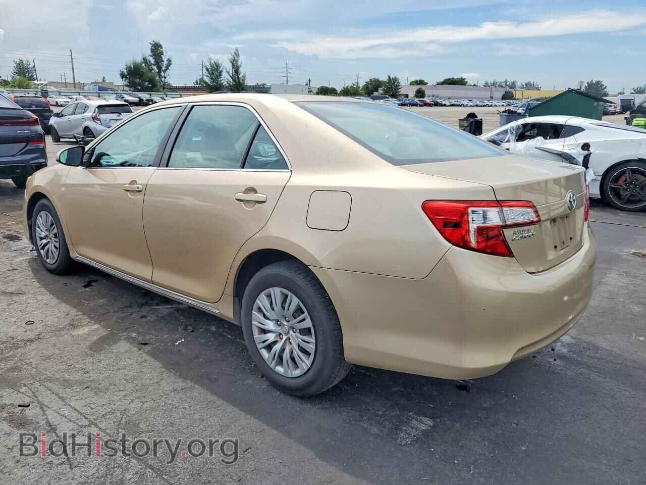 2012 TOYOTA CAMRY - VIN: 4T1BF1FK3CU079940 - Photo 2