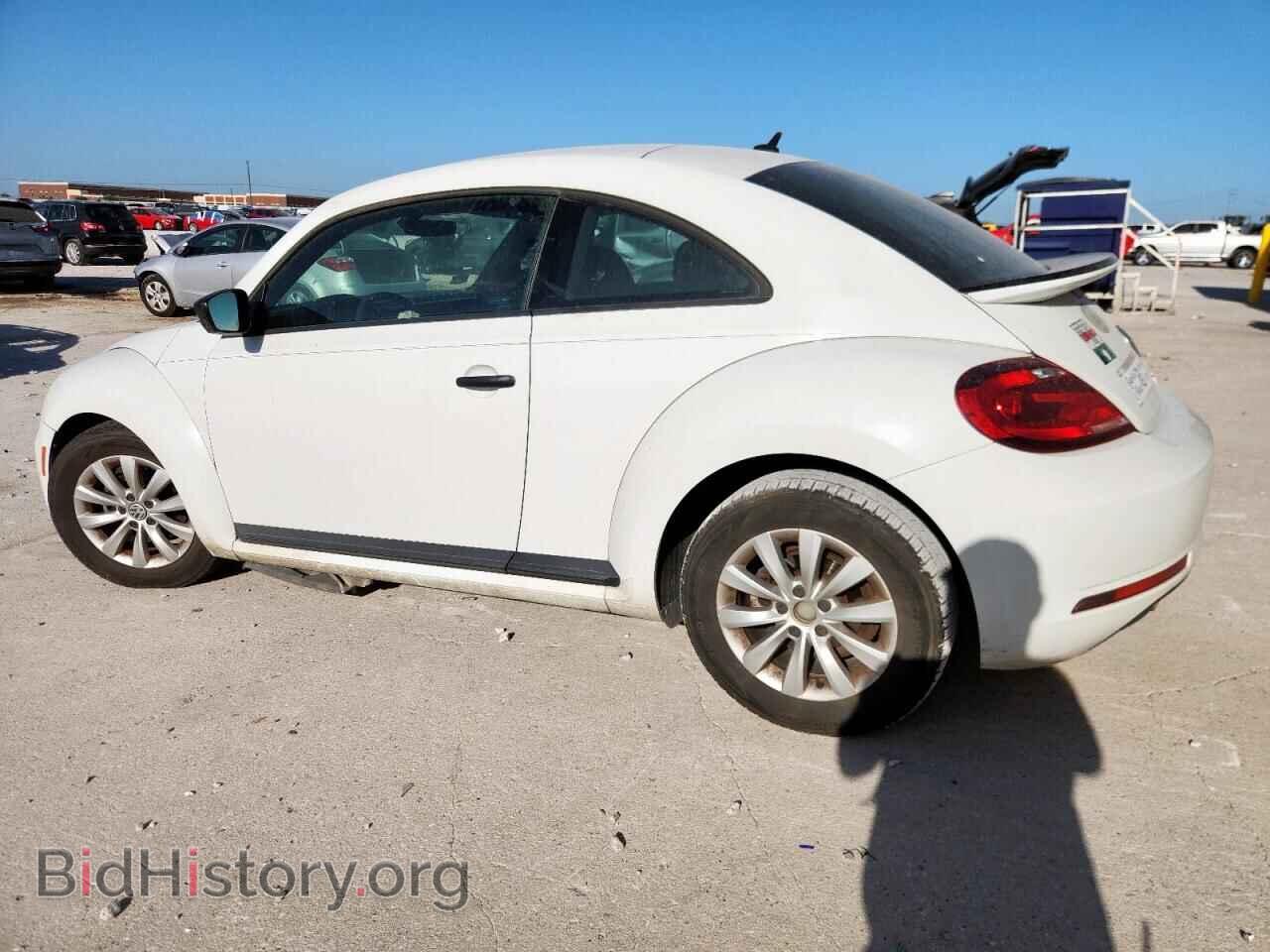 2017 VOLKSWAGEN BEETLE - VIN: 3VWF17AT2HM603577 - Фото 2