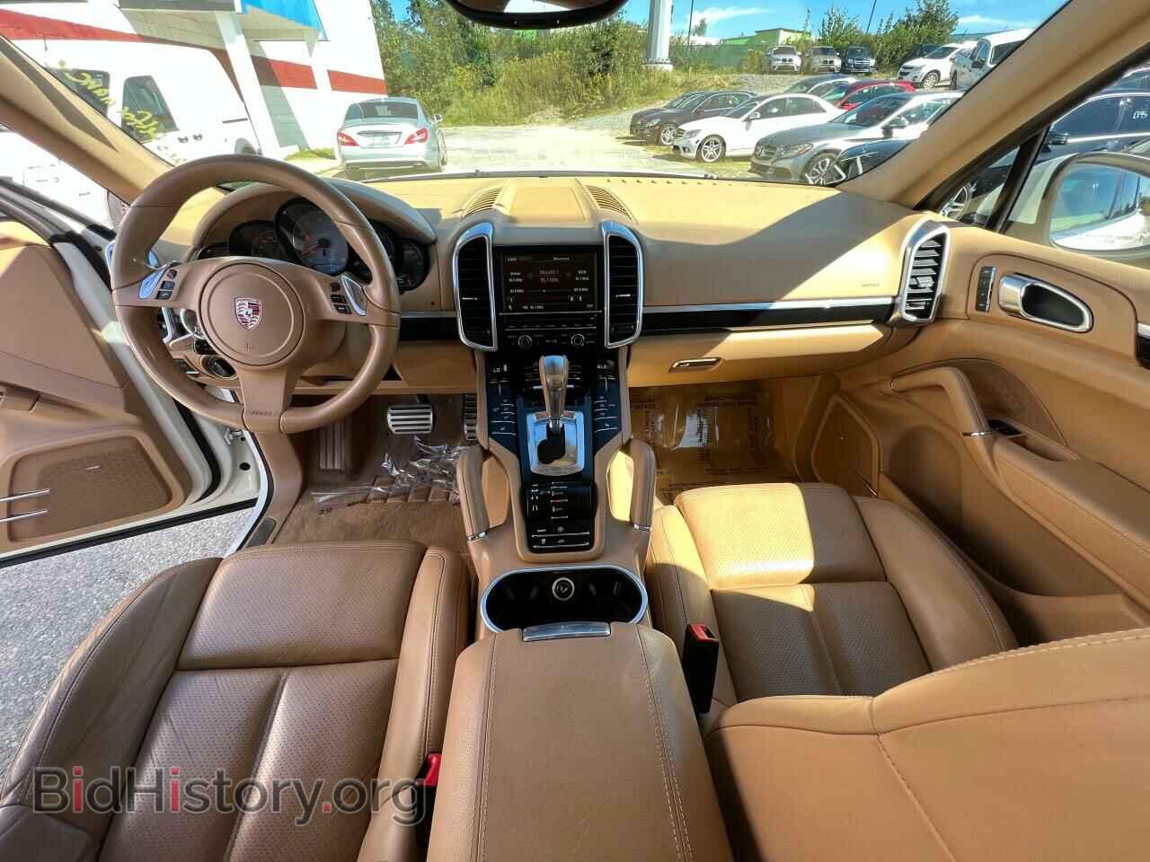 2011 PORSCHE CAYENNE - VIN: WP1AB2A23BLA48229 - Фото 9
