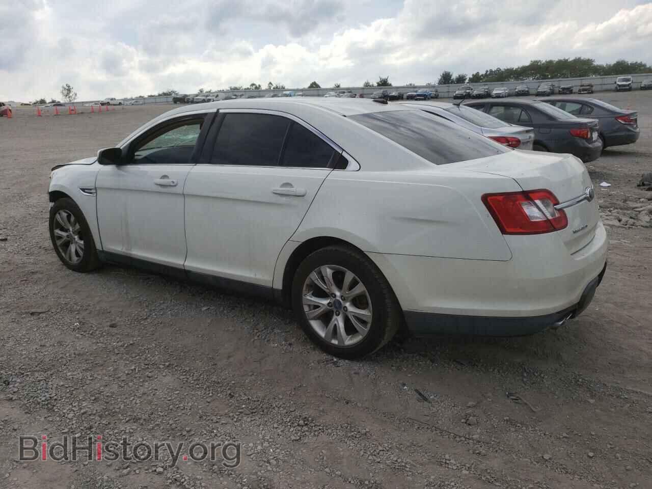 2010 FORD TAURUS - VIN: 1FAHP2EW2AG145918 - Photo 2