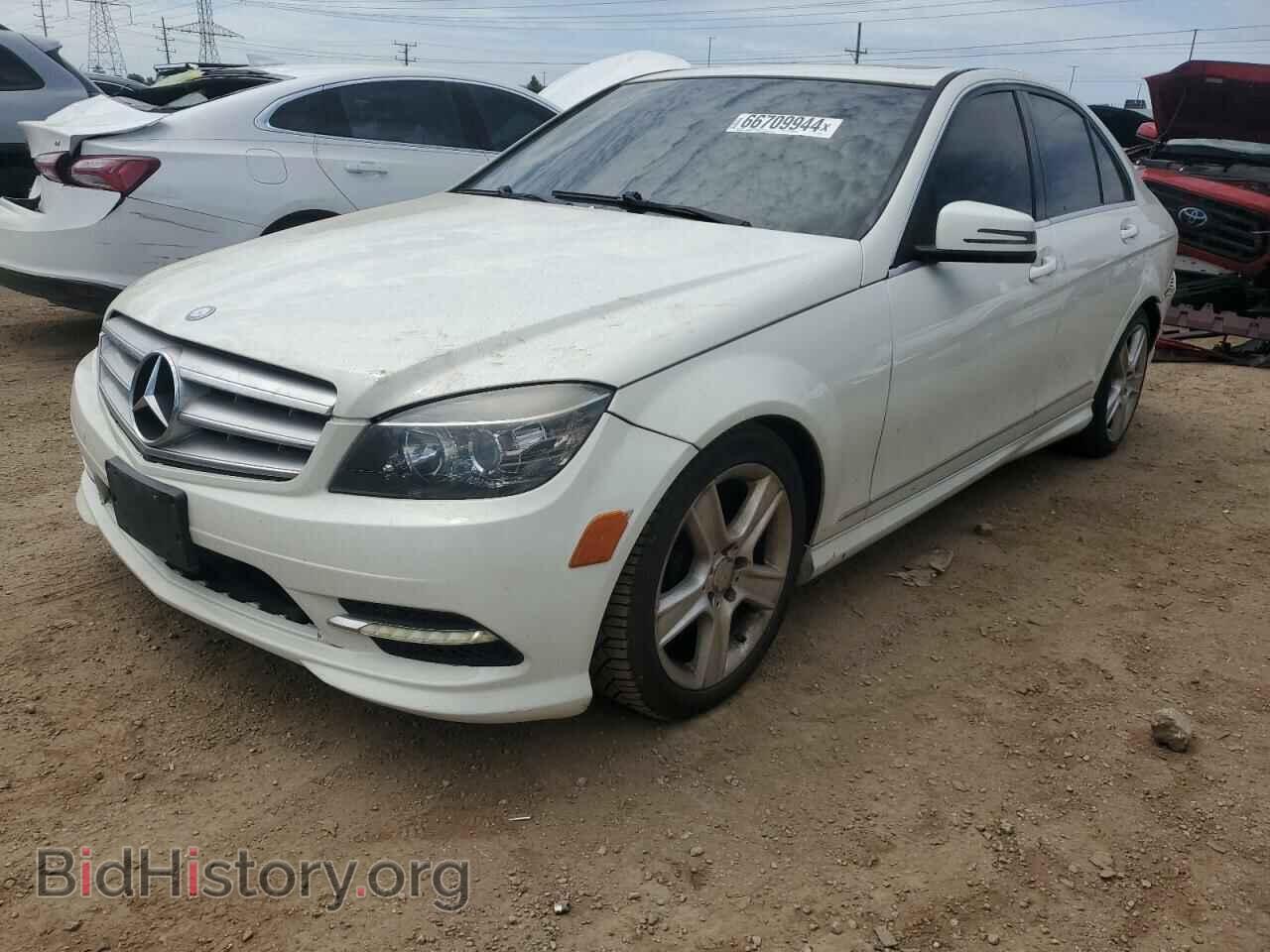 Photo WDDGF8BB7BF657782 - MERCEDES-BENZ C-CLASS 2011