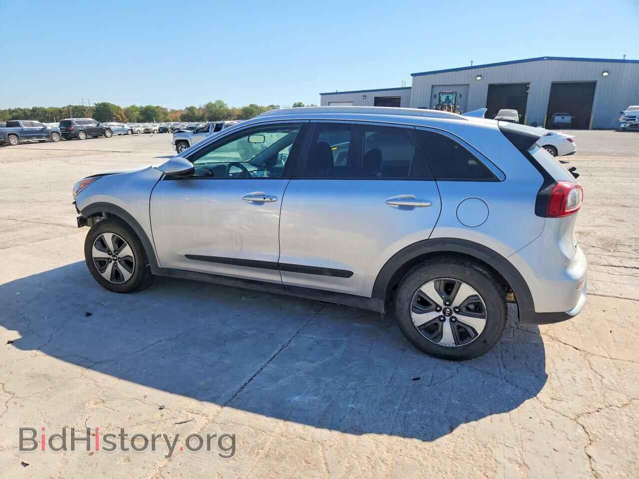 2017 KIA NIRO - VIN: KNDCB3LC3H5060223 - Photo 2