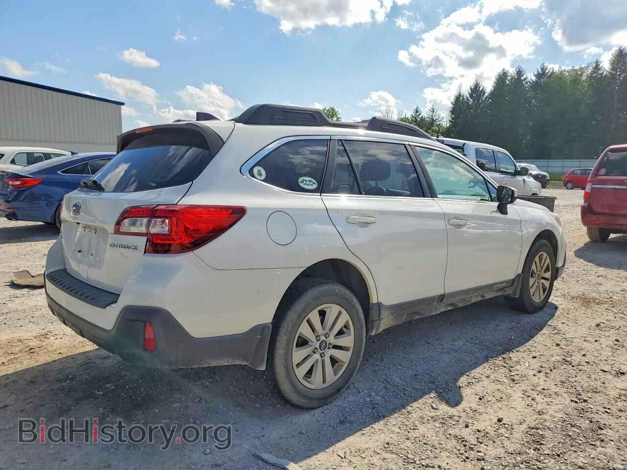 2019 SUBARU OUTBACK - VIN: 4S4BSAFC5K3330188 - Photo 3