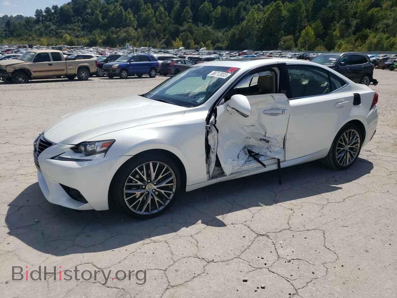 Photo JTHCF1D20F5027108 - LEXUS IS 2015