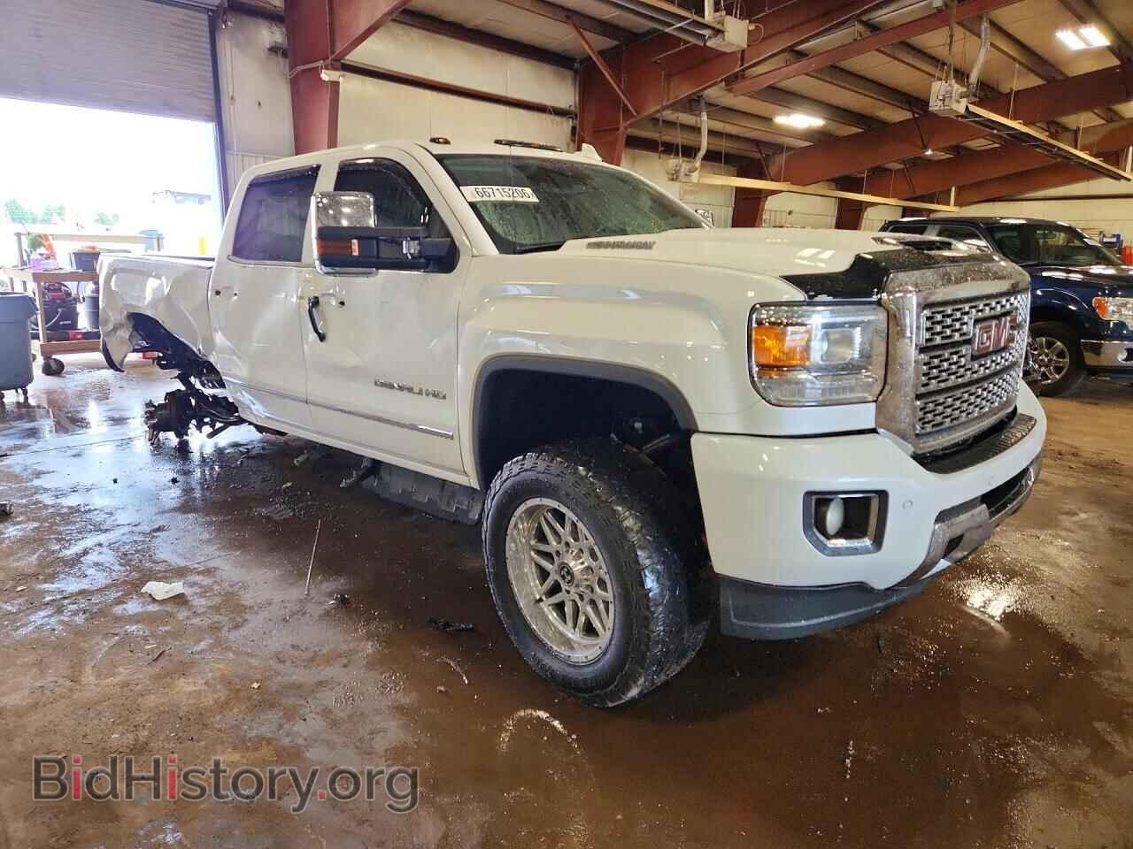 2019 GMC SIERRA - VIN: 1GT12SEY4KF102071 - Photo 4