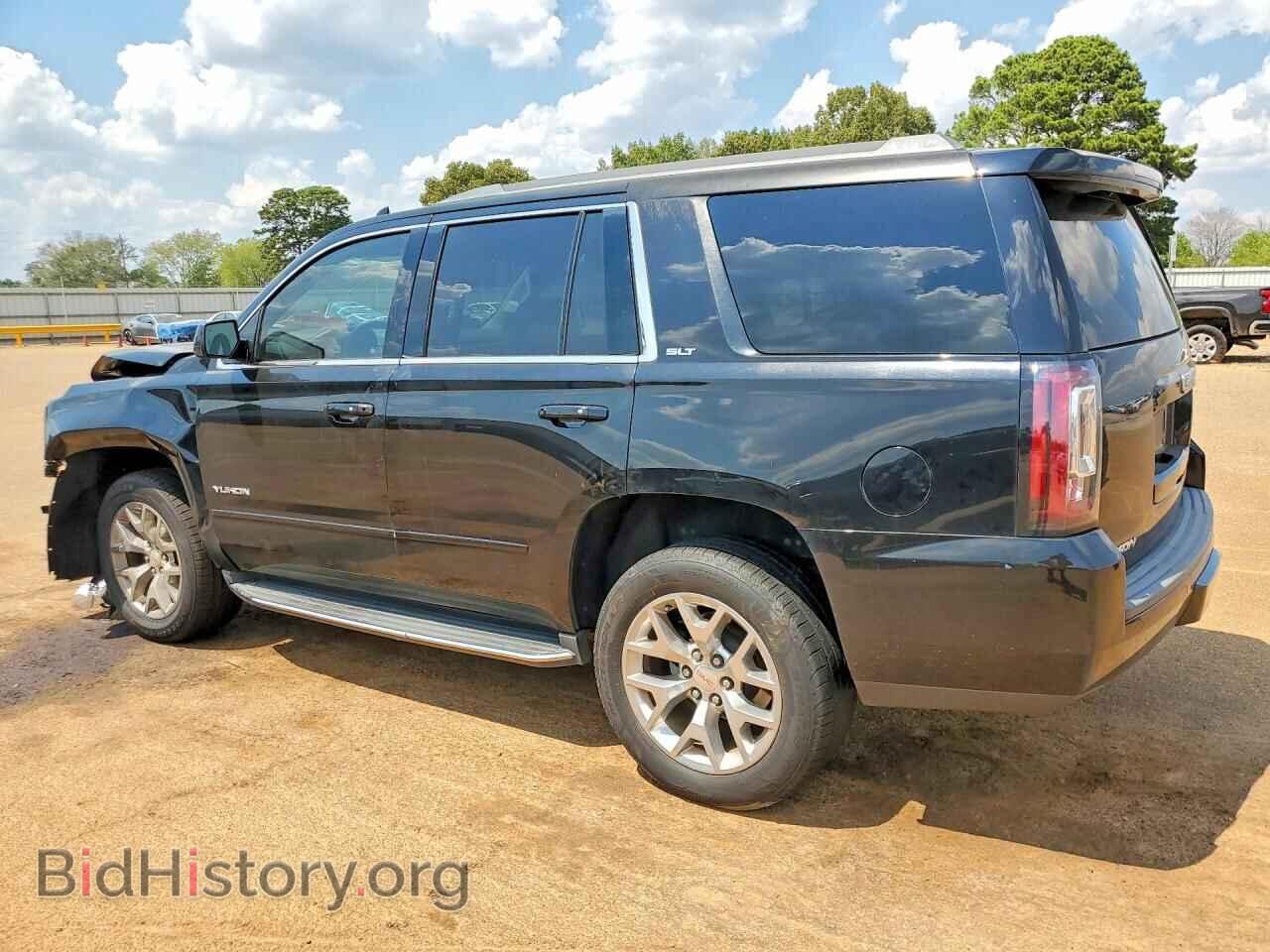 2017 GMC YUKON - VIN: 1GKS1BKC3HR283692 - Photo 2