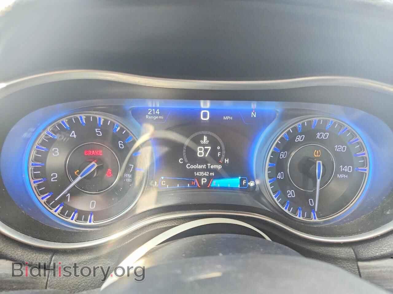 2018 CHRYSLER 300 - VIN: 2C3CCAAG2JH293455 - Photo 9