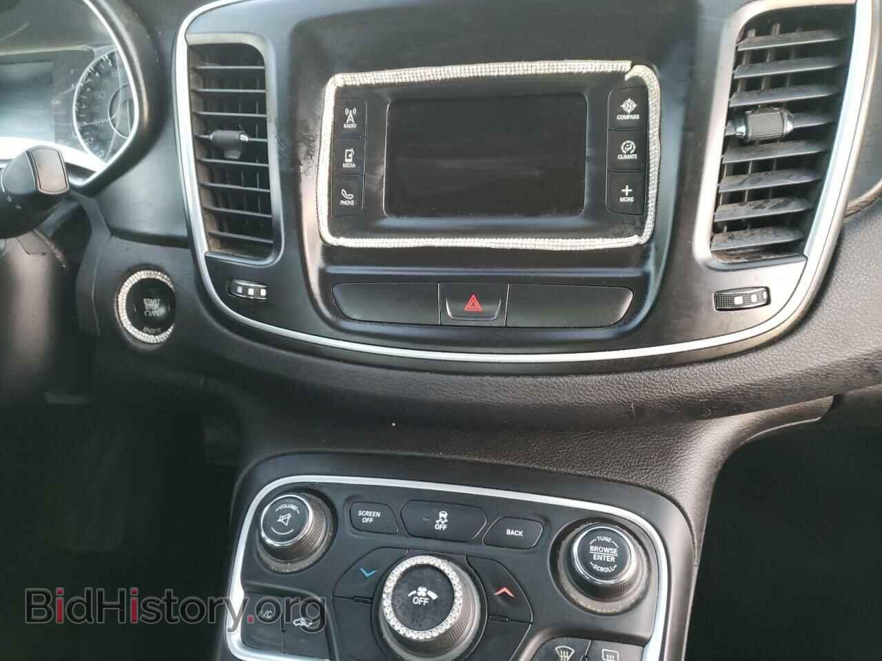 2015 CHRYSLER 200 - VIN: 1C3CCCAB3FN685617 - Фото 9