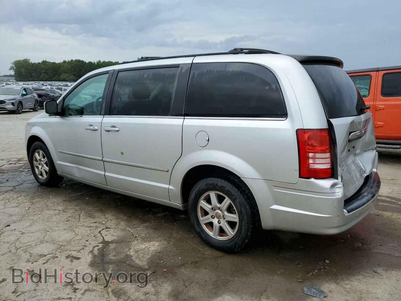 2010 CHRYSLER MINIVAN - VIN: 2A4RR5D13AR413531 - Фото 2
