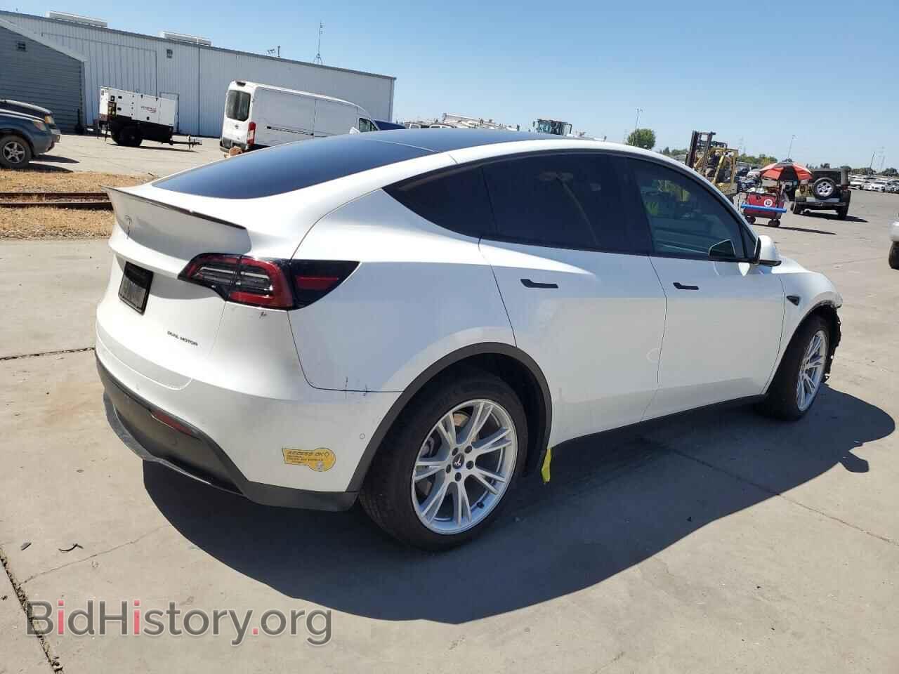 2022 TESLA MODEL Y - VIN: 7SAYGAEE9NF362977 - Фото 3