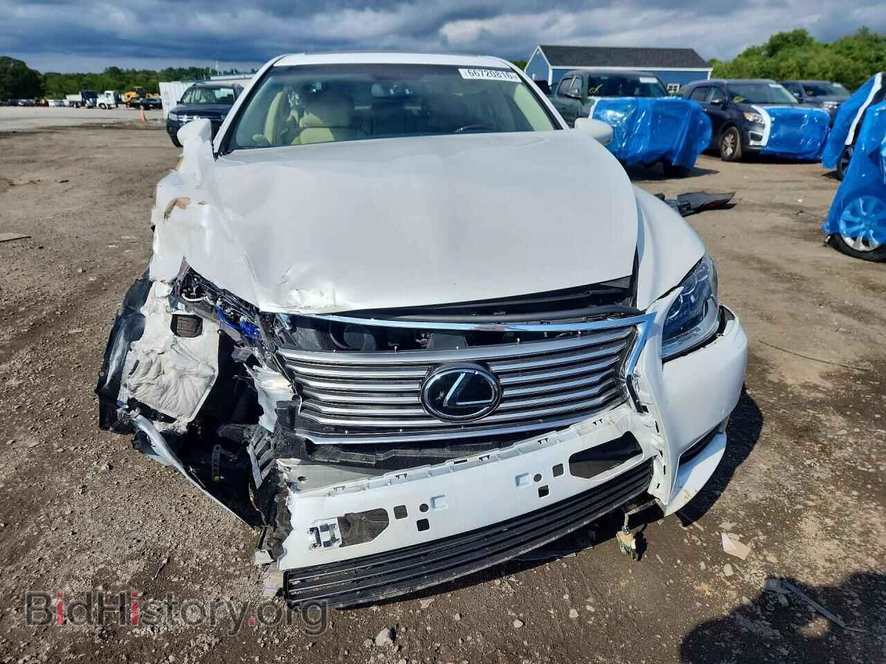 2017 LEXUS LS460 - VIN: JTHBL5EFXH5143920 - Photo 5