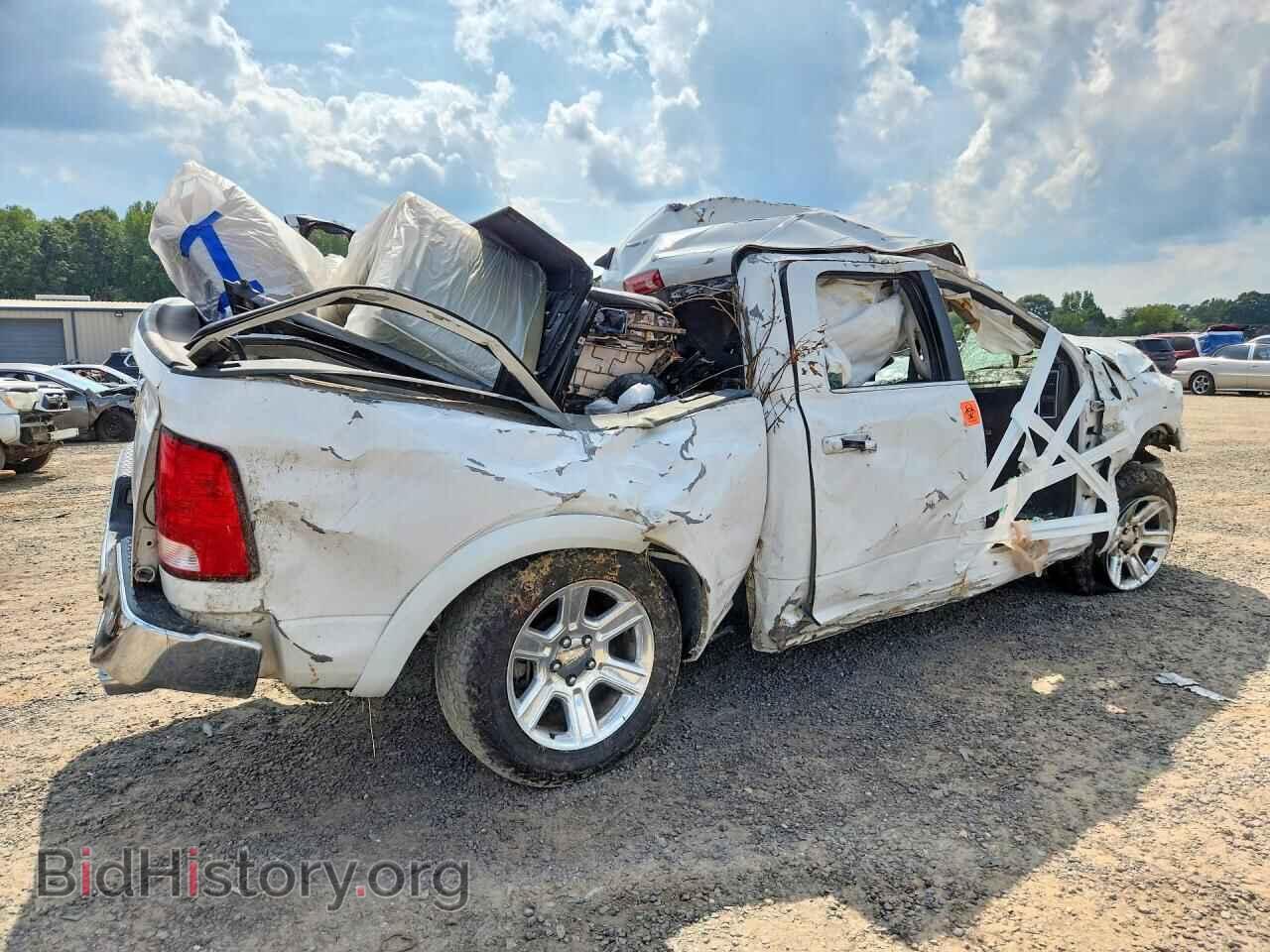 2017 RAM 1500 - VIN: 1C6RR6LT9HS752776 - Photo 3