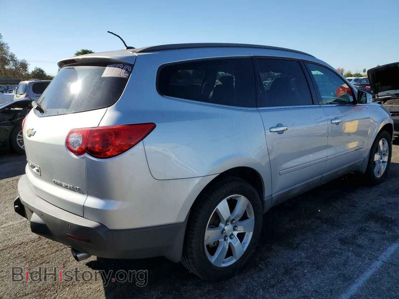 2009 CHEVROLET TRAVERSE - VIN: 1GNER23DX9S166315 - Фото 3