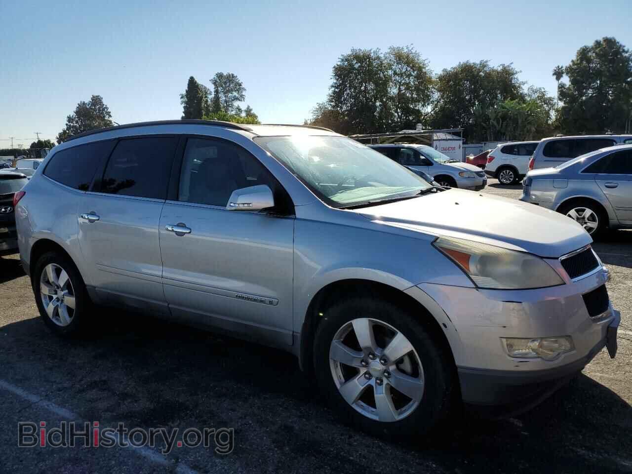 2009 CHEVROLET TRAVERSE - VIN: 1GNER23DX9S166315 - Фото 4