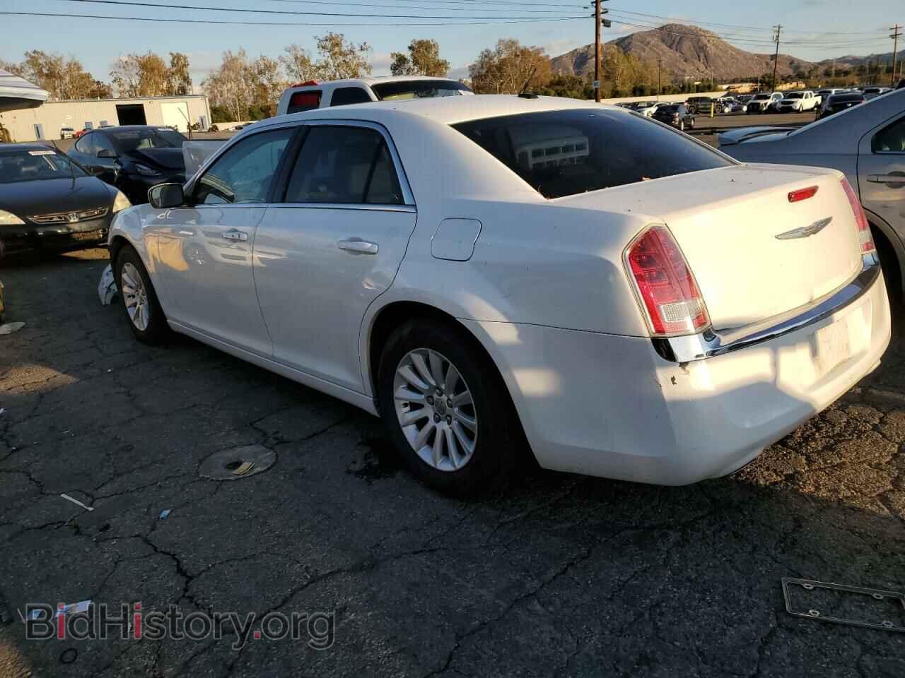 2013 CHRYSLER 300 - VIN: 2C3CCAAG1DH520638 - Фото 3