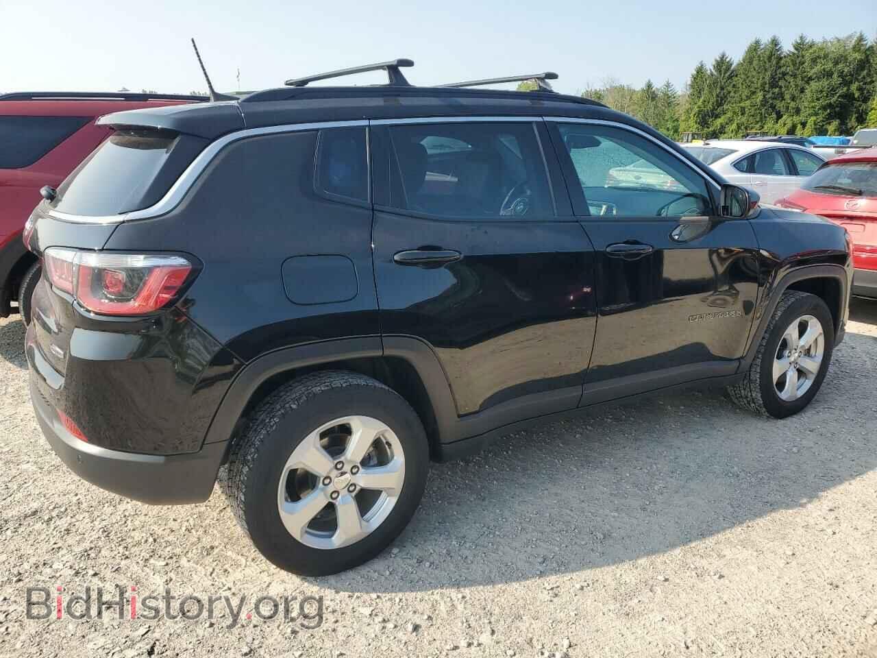 2018 JEEP COMPASS - VIN: 3C4NJDBB6JT113741 - Фото 3