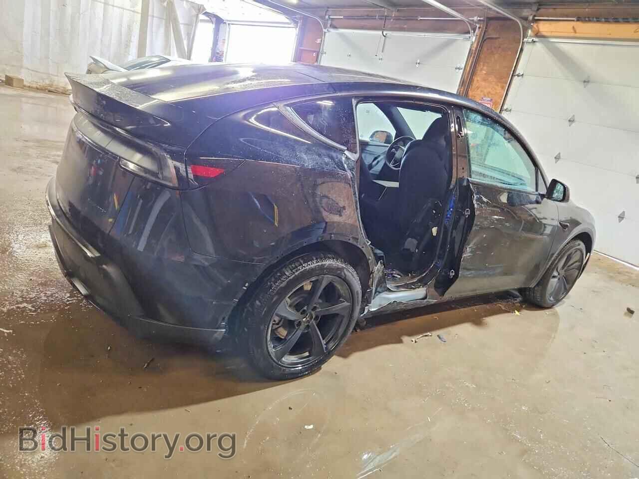 2026 TESLA MODEL Y - VIN: 7SAYGDEE9TA672235 - Photo 3