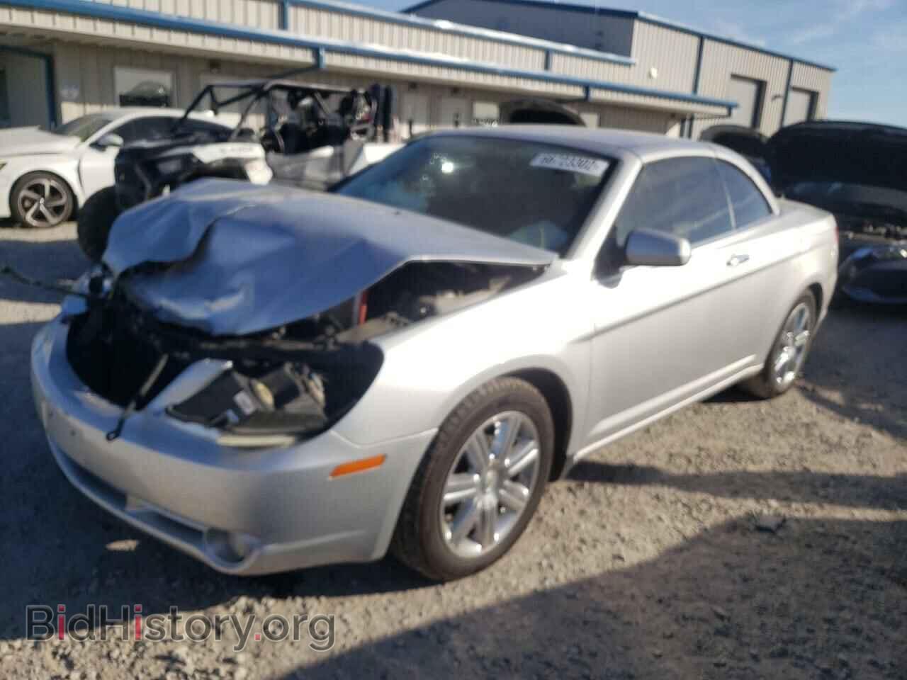 2010 CHRYSLER SEBRING - VIN: 1C3BC6EV8AN201953 - Фото 2