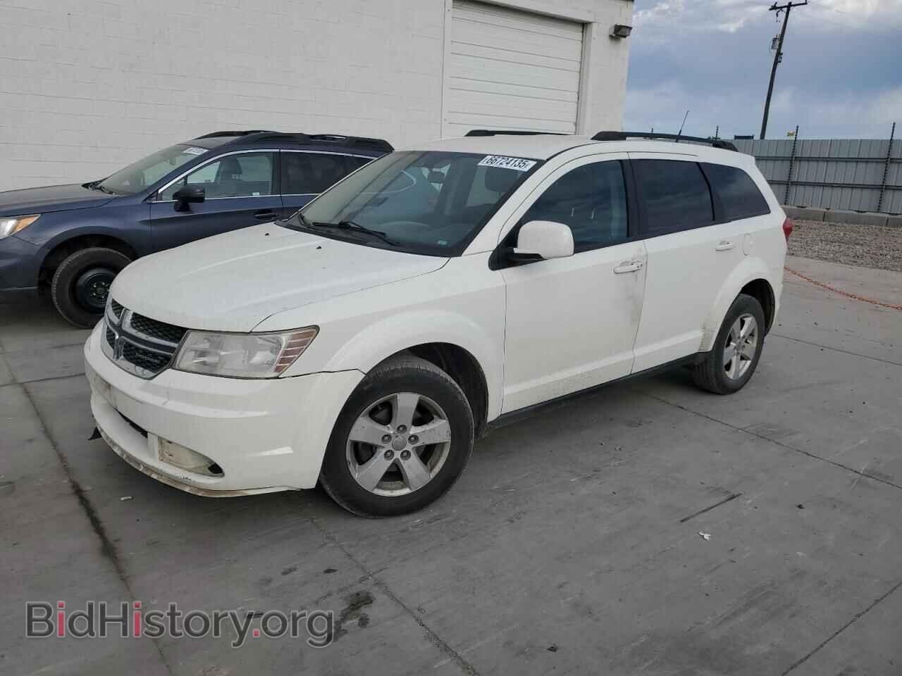 Фотография 3D4PH1FG5BT523850 - DODGE JOURNEY 2011