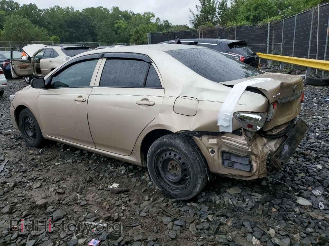 2011 TOYOTA COROLLA - VIN: 2T1BU4EE0BC624172 - Фото 2