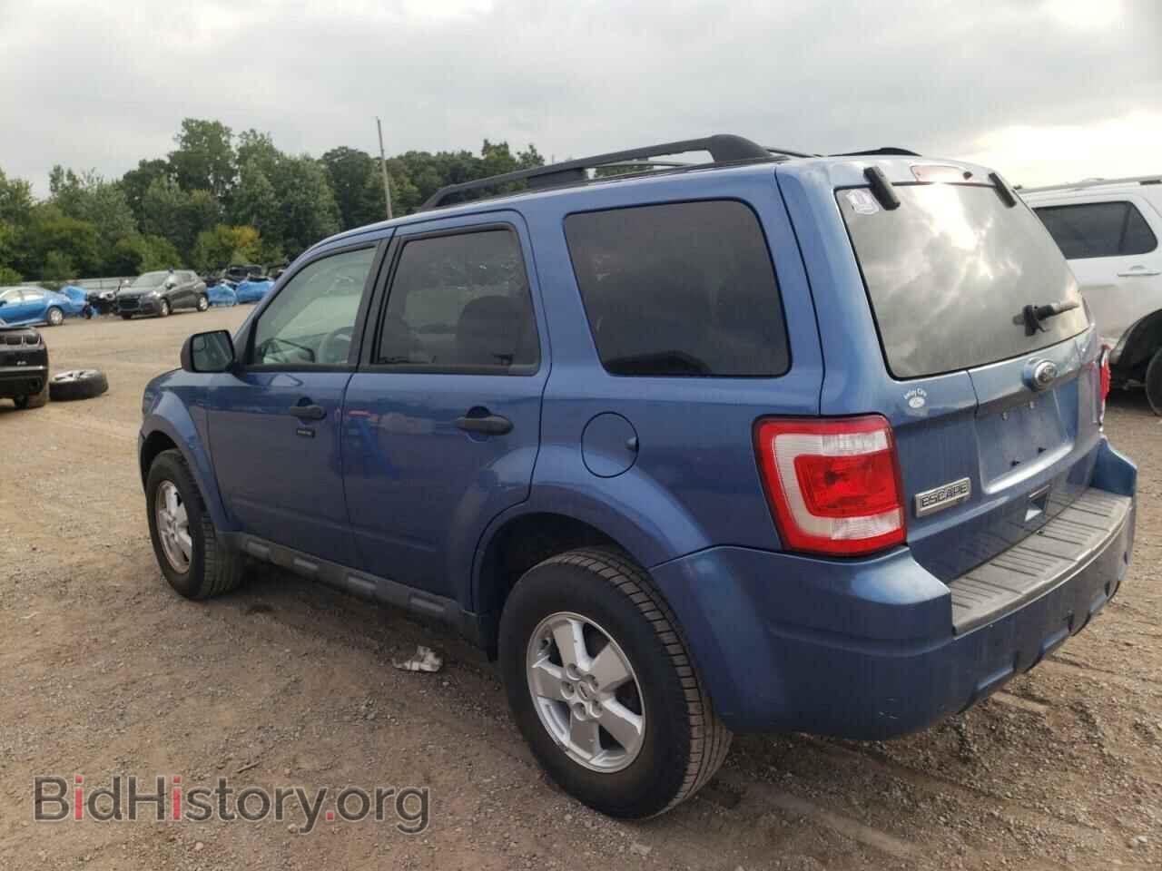 2010 FORD ESCAPE - VIN: 1FMCU0D70AKB79005 - Фото 2