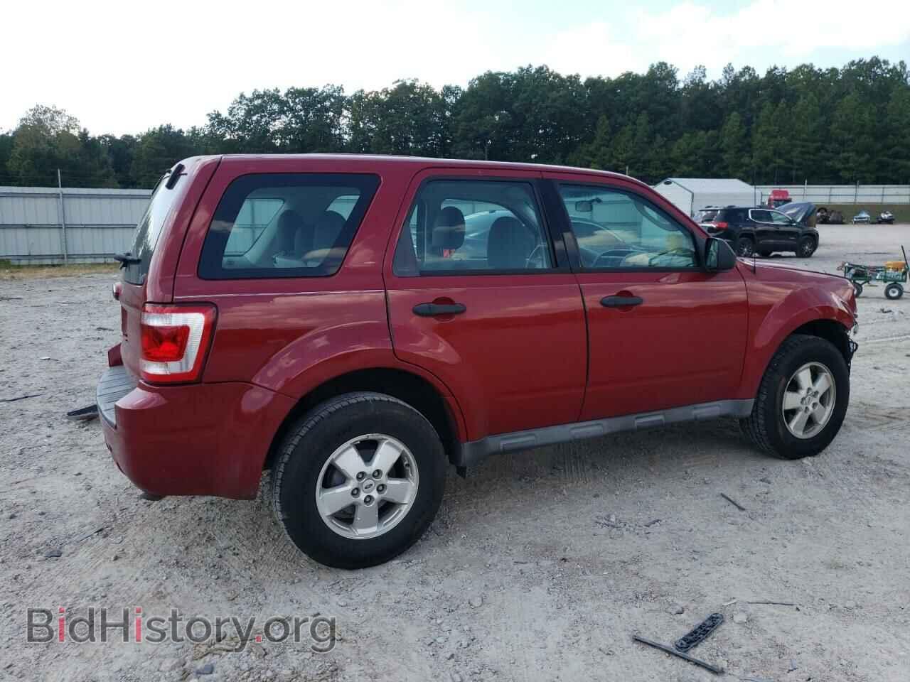 2011 FORD ESCAPE - VIN: 1FMCU0C74BKA47822 - Фото 3
