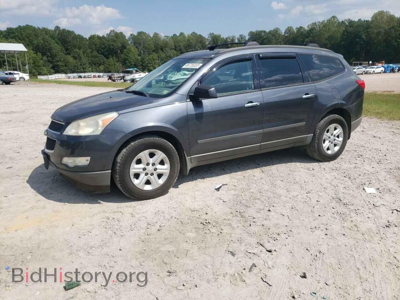 Фотография 1GNKRFED3CJ299521 - CHEVROLET TRAVERSE 2012