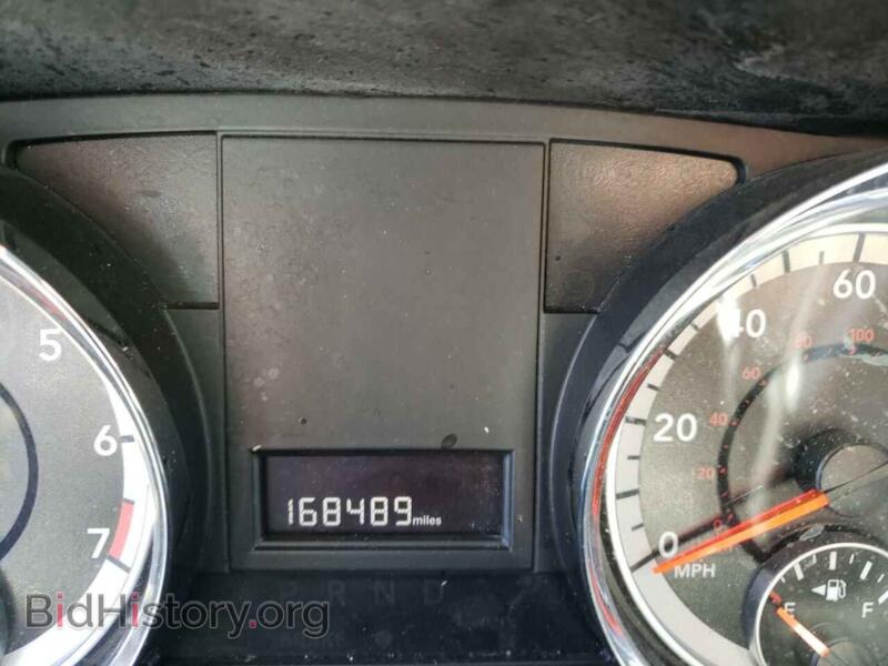 2016 Dodge CARAVAN (VIN 2C4RDGBG5GR318341) — photo 8 of 10