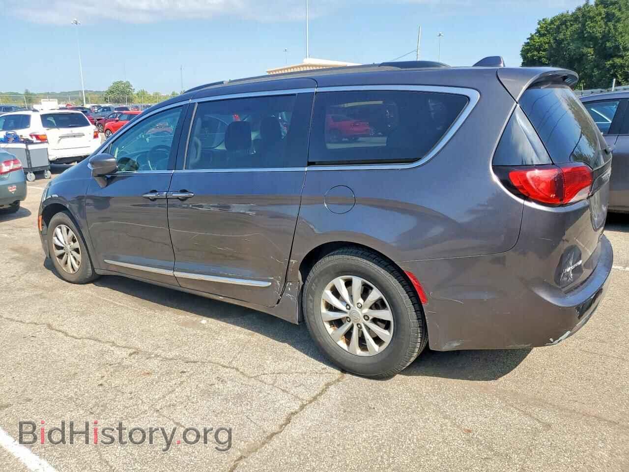 2017 CHRYSLER PACIFICA - VIN: 2C4RC1BG4HR810943 - Фото 2