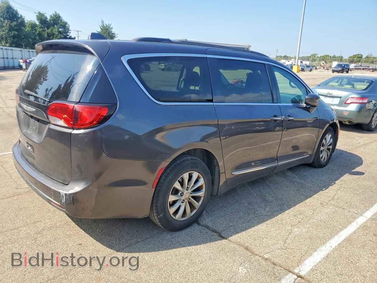 2017 CHRYSLER PACIFICA - VIN: 2C4RC1BG4HR810943 - Фото 3