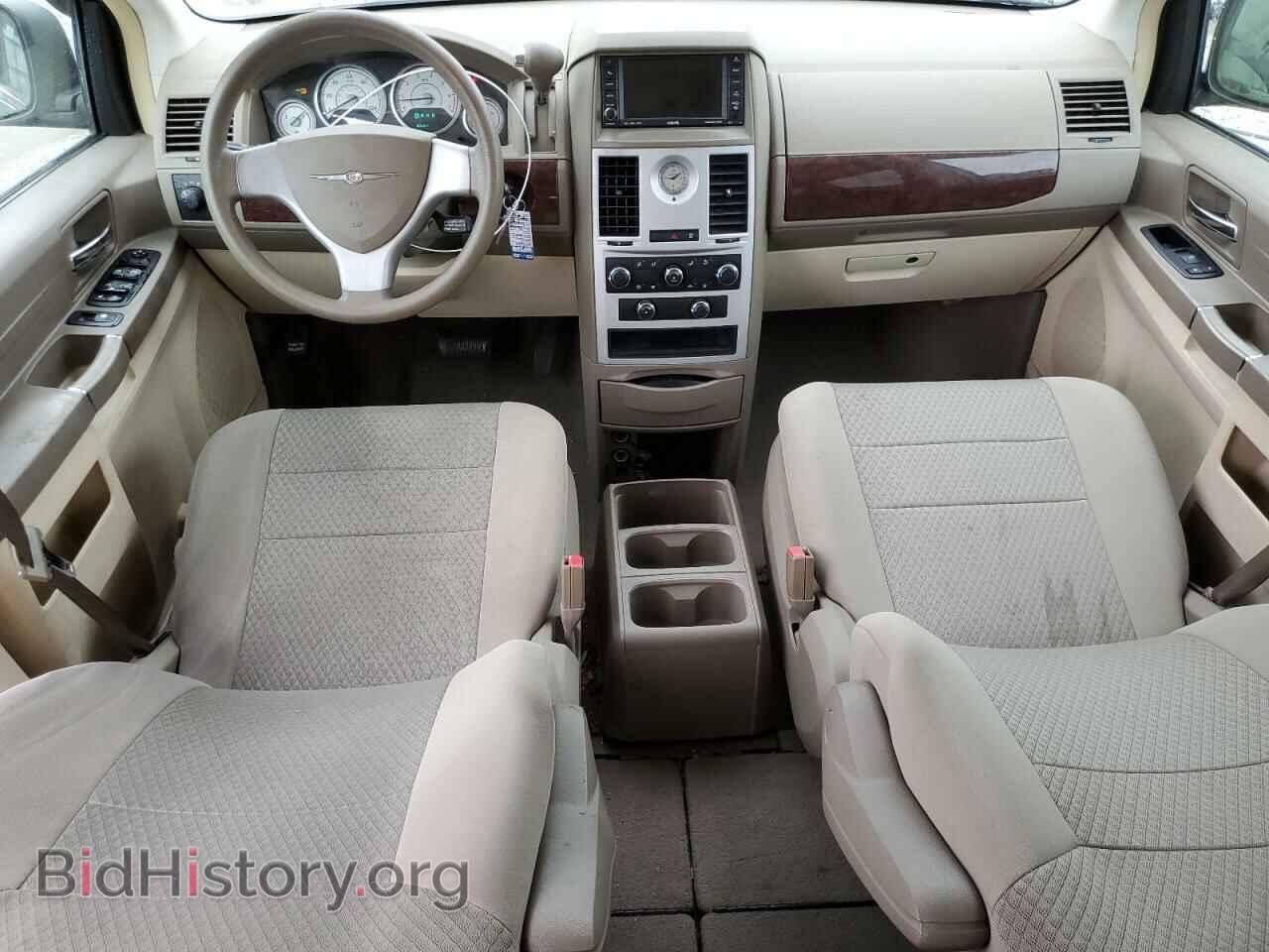 2010 CHRYSLER MINIVAN - VIN: 2A4RR2D12AR436927 - Photo 8