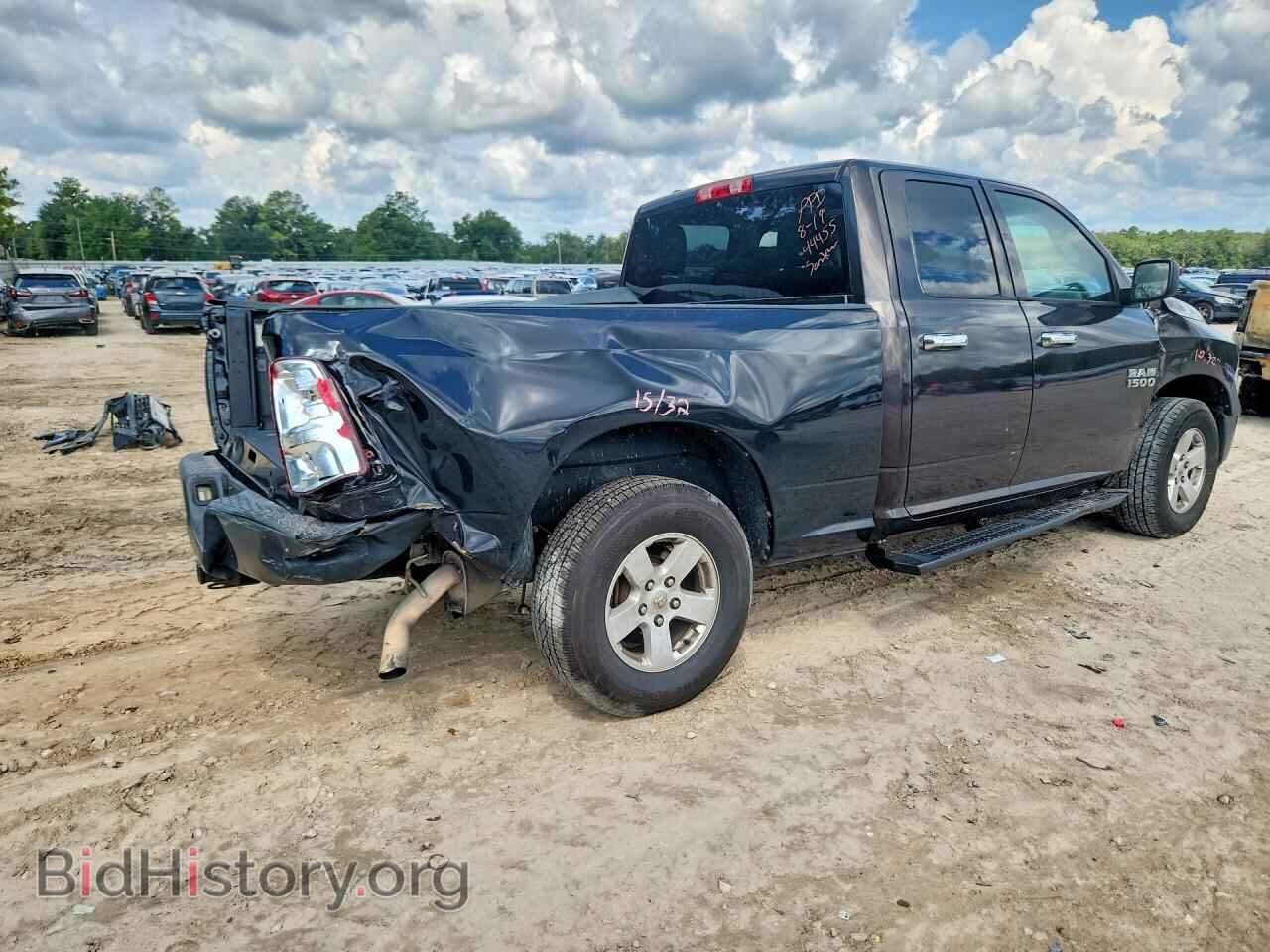 2017 RAM 1500 - VIN: 1C6RR6FT1HS861132 - Photo 3
